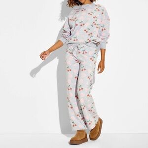 New Set Zoe + Liv Cherry Heart Fleece Graphic Sweatshirt & Pants